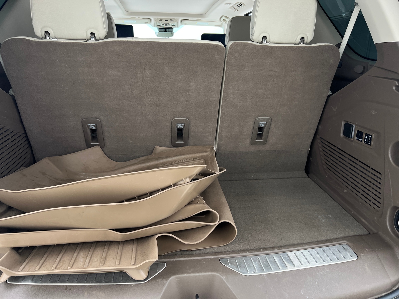 Thumbnail: 2023 GMC Yukon - 6