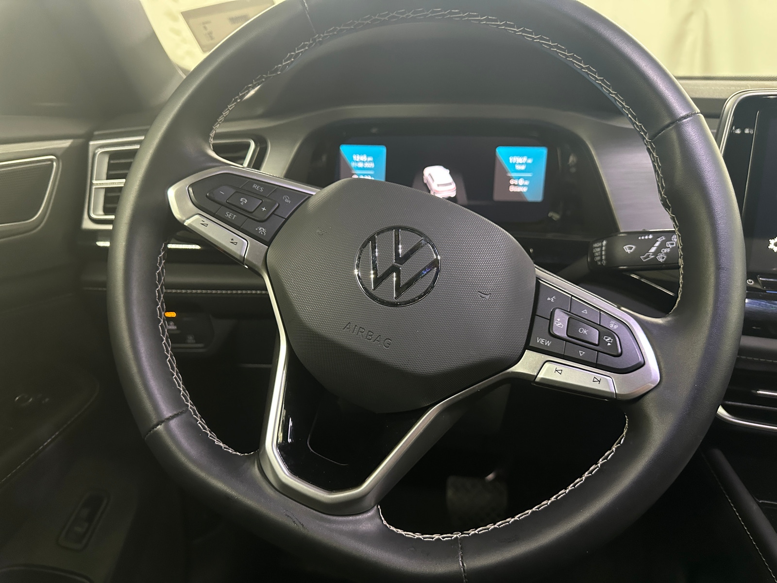 Thumbnail: 2025 Volkswagen Atlas - 4