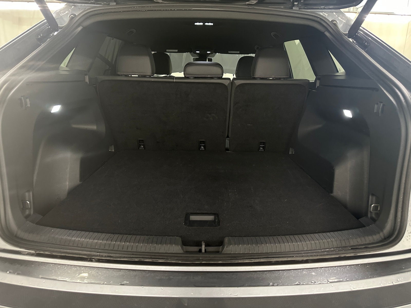 Thumbnail: 2025 Volkswagen Atlas - 6