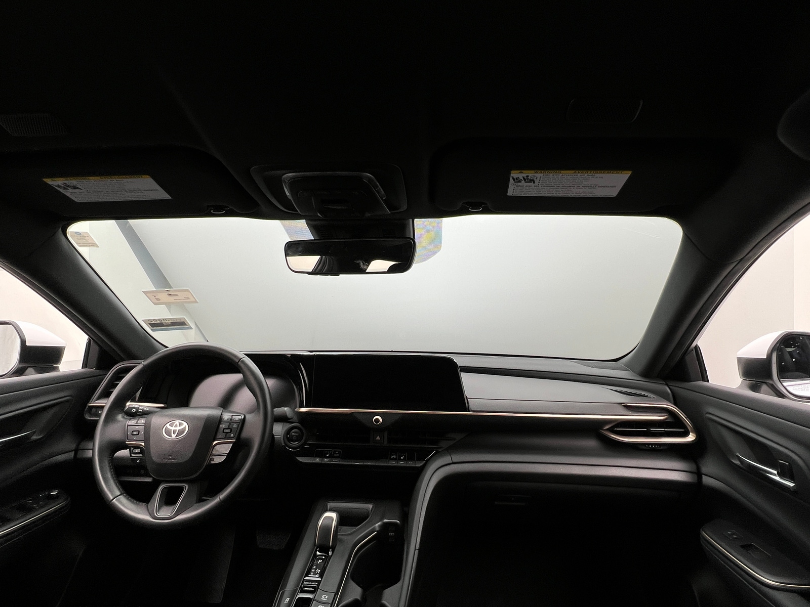 Thumbnail: 2023 Toyota Crown - 3