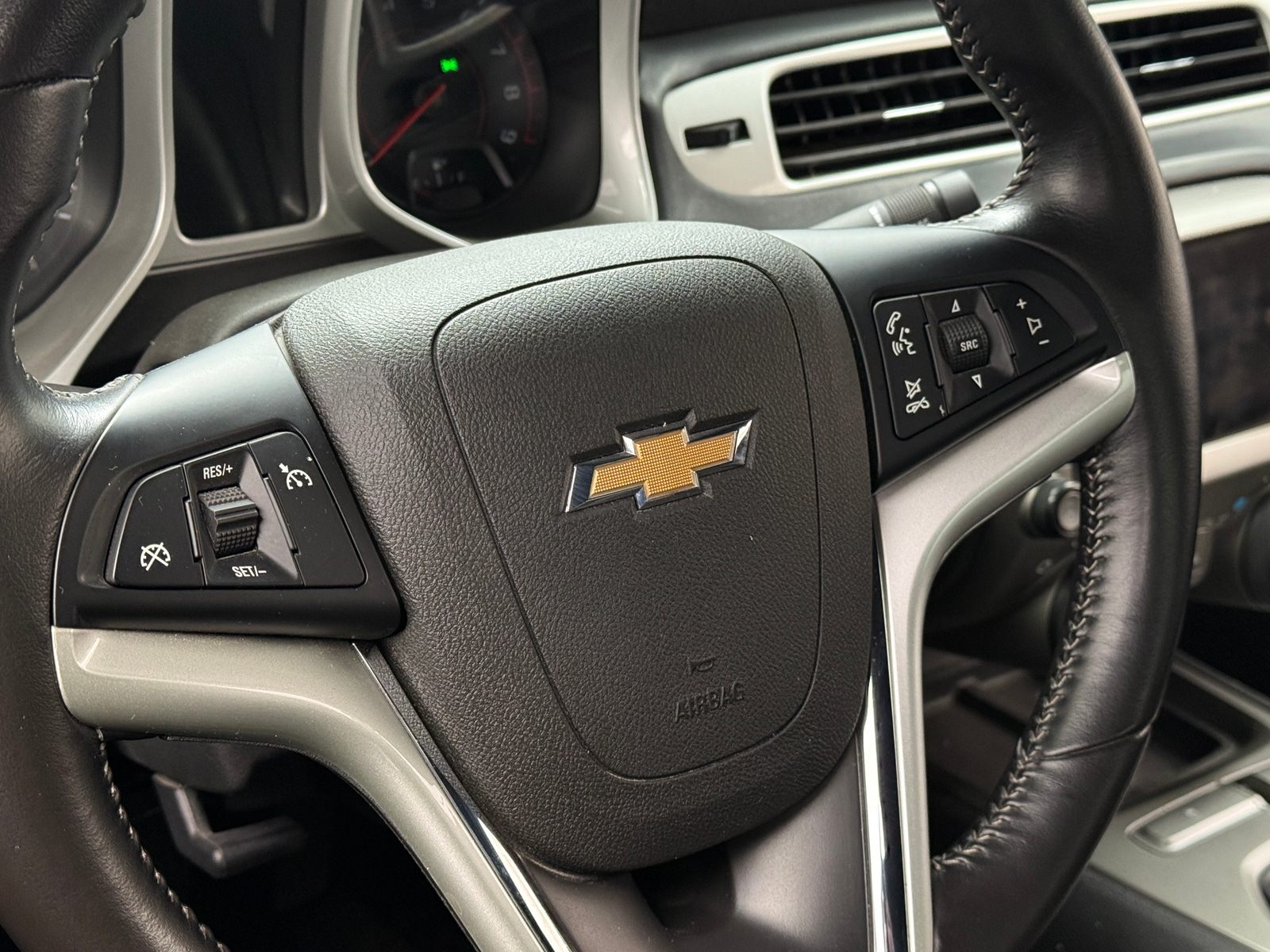 Thumbnail: 2015 Chevrolet Camaro - 4