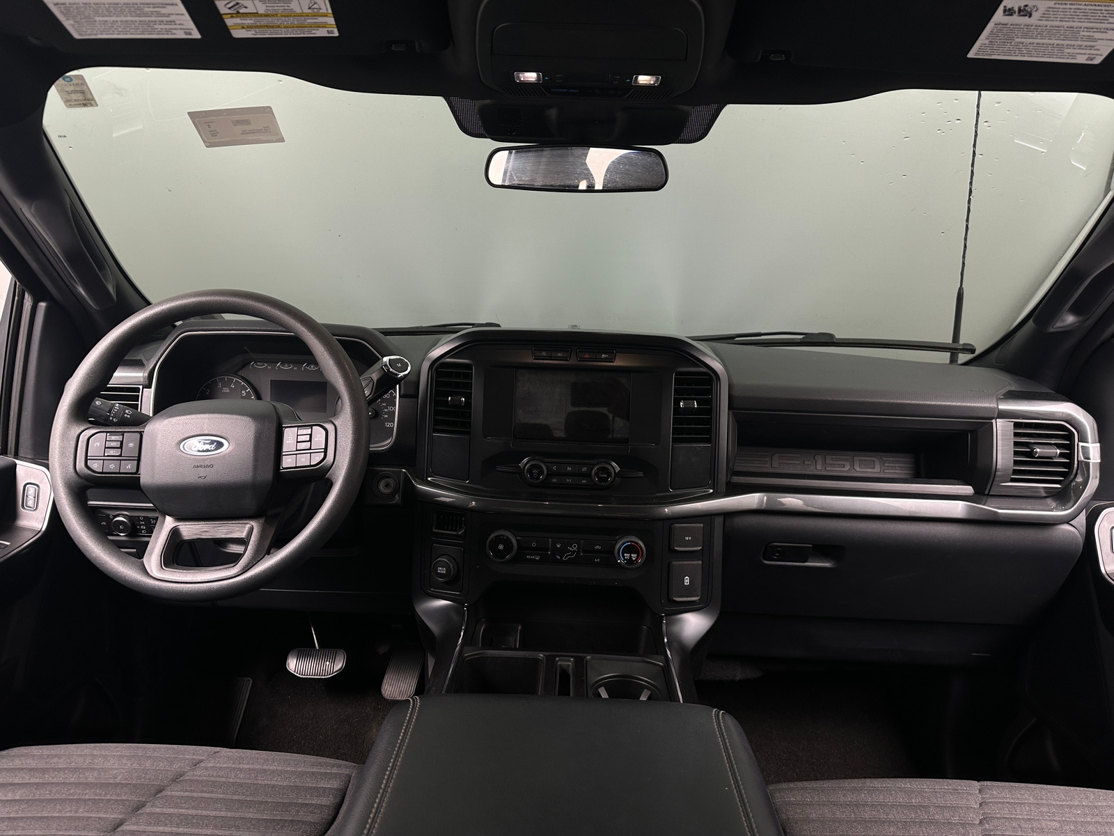 Thumbnail: 2022 Ford Econoline - 3