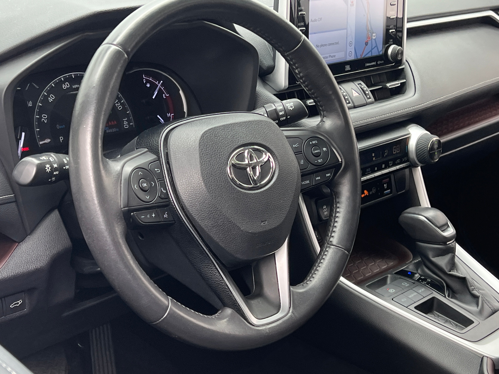 Thumbnail: 2019 Toyota RAV4 - 4