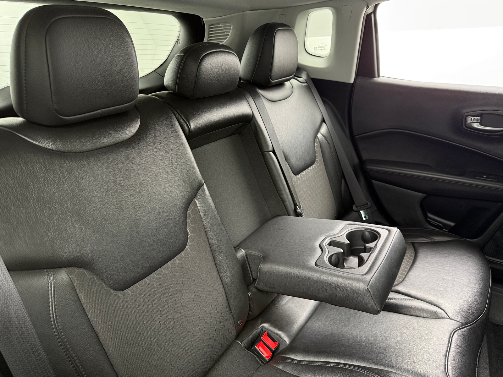 Thumbnail: 2018 Jeep Compass - 6