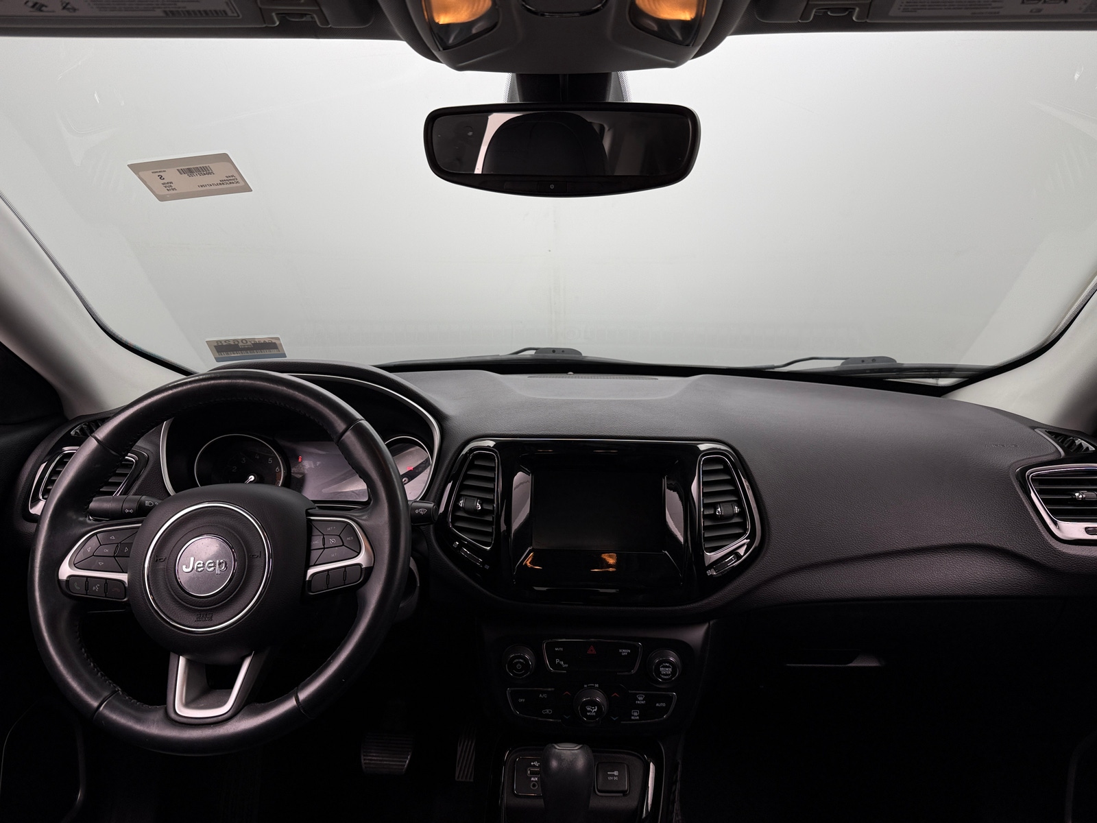 Thumbnail: 2018 Jeep Compass - 3