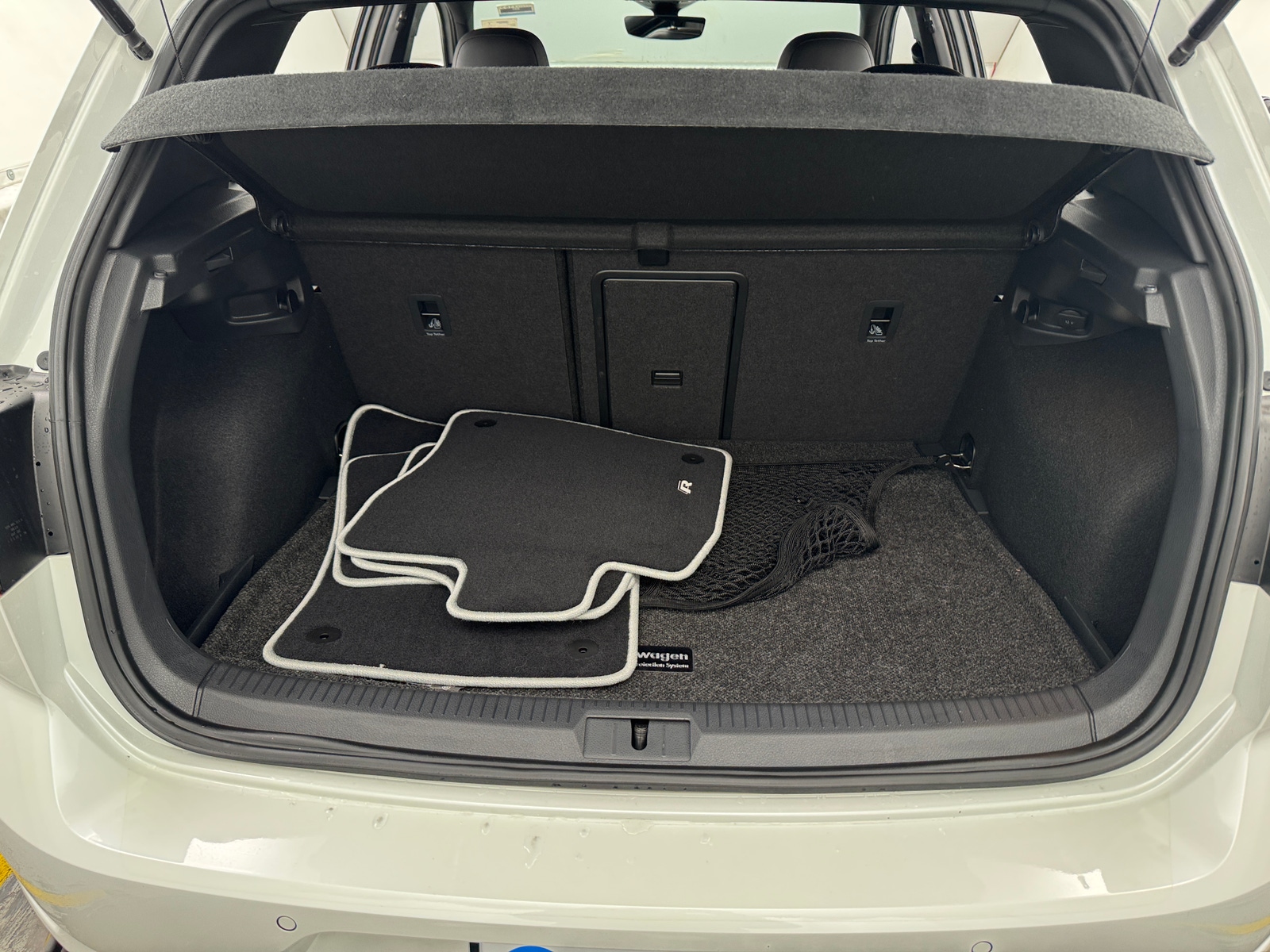 Thumbnail: 2019 Volkswagen Golf - 6