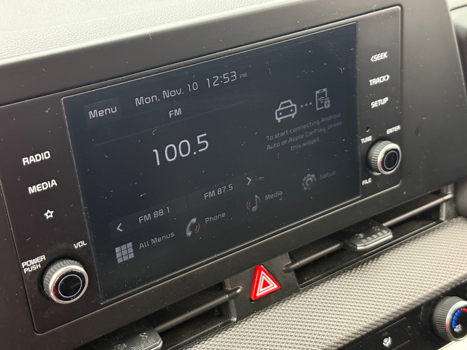 Thumbnail: 2023 Kia Sportage - 4