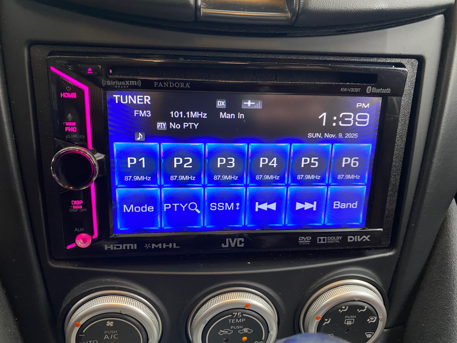 Thumbnail: 2010 Nissan Z - 4