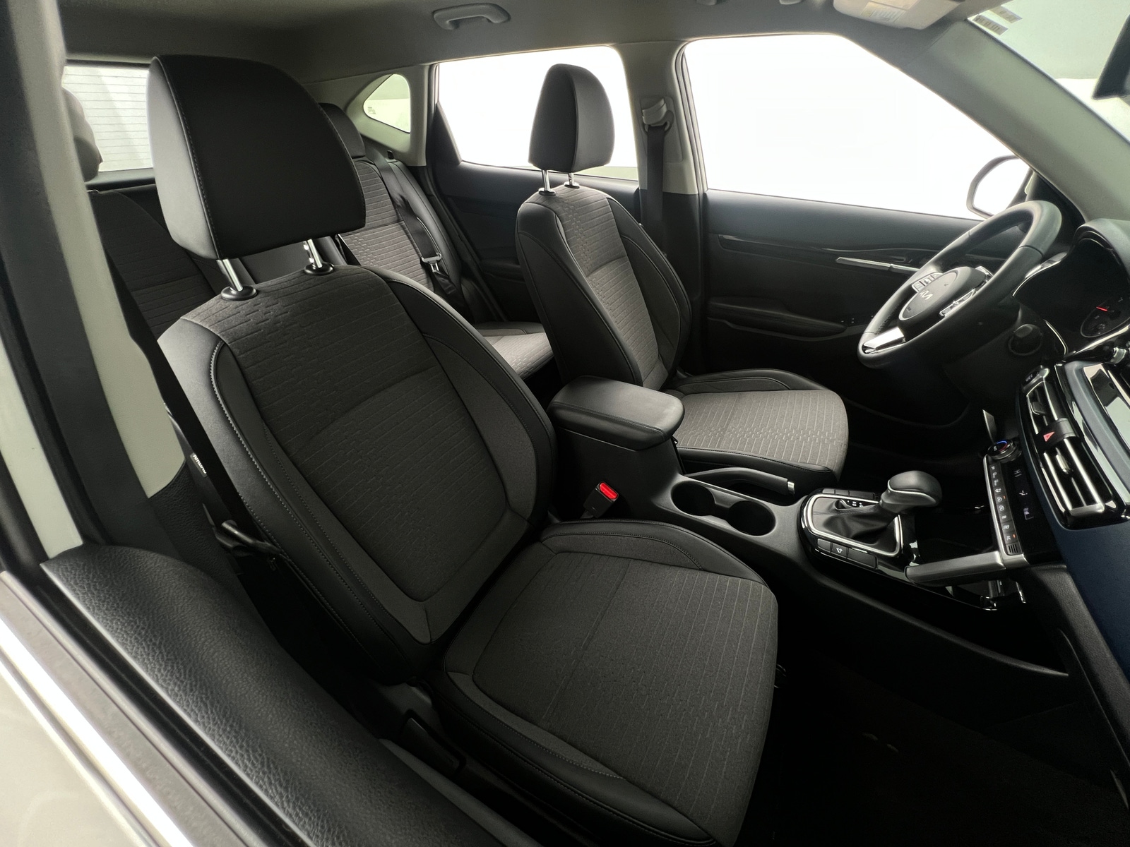 Thumbnail: 2023 Kia Seltos - 2