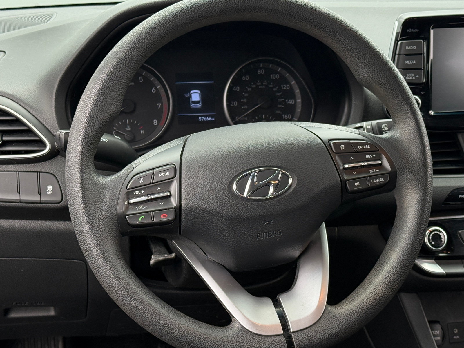 Thumbnail: 2019 Hyundai Elantra - 5