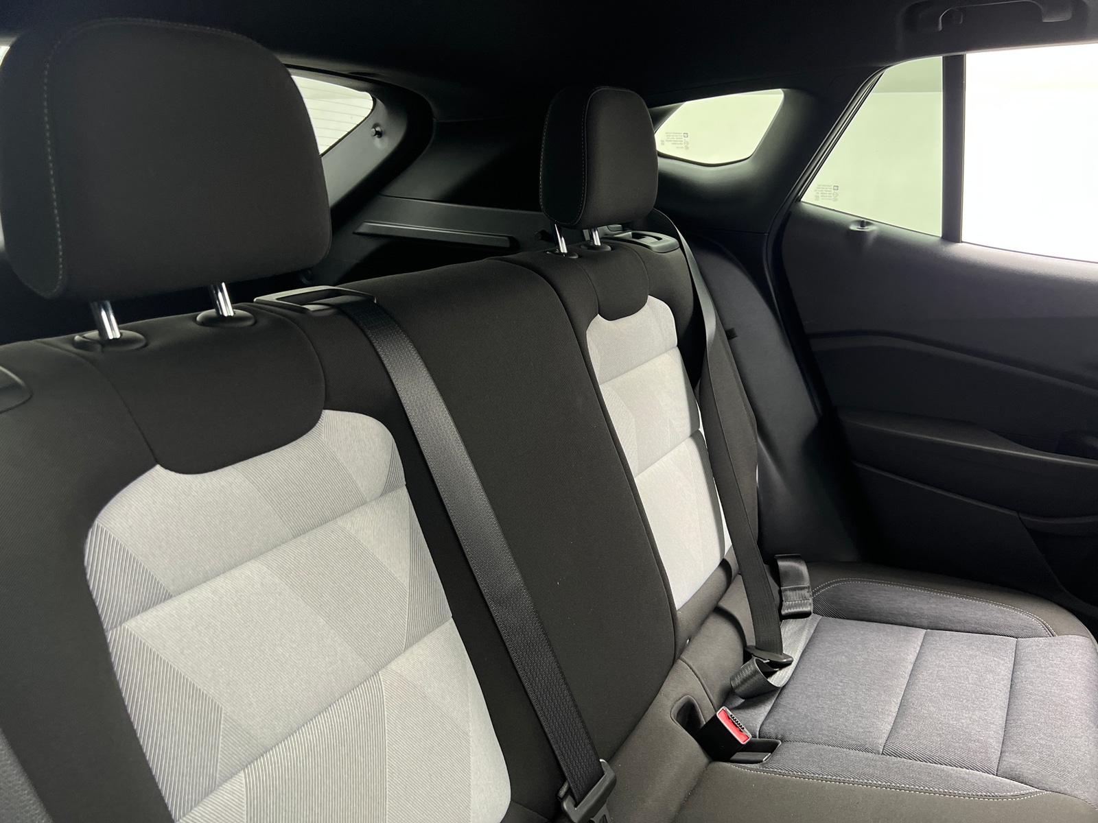 Thumbnail: 2024 Chevrolet Trax - 6