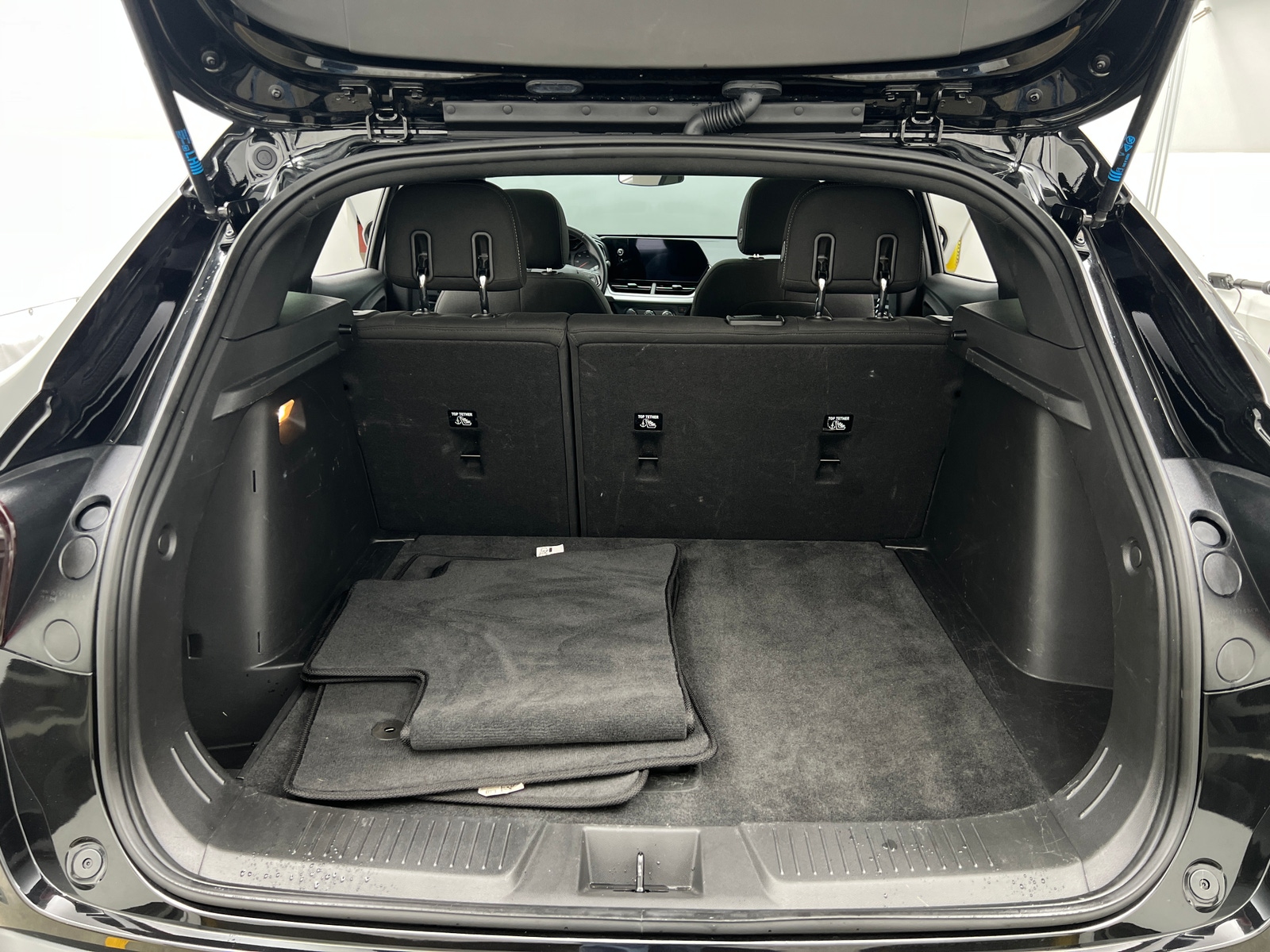 Thumbnail: 2024 Chevrolet Trax - 7