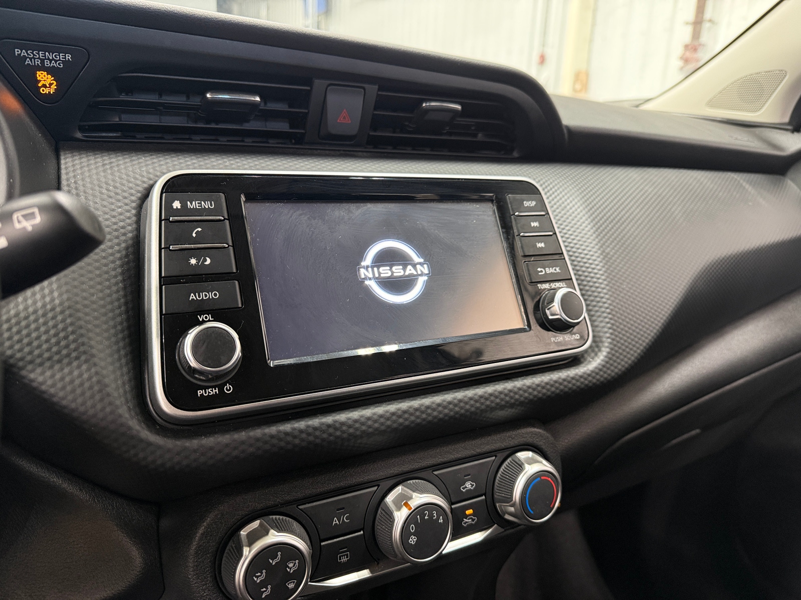 Thumbnail: 2024 Nissan Kicks - 4