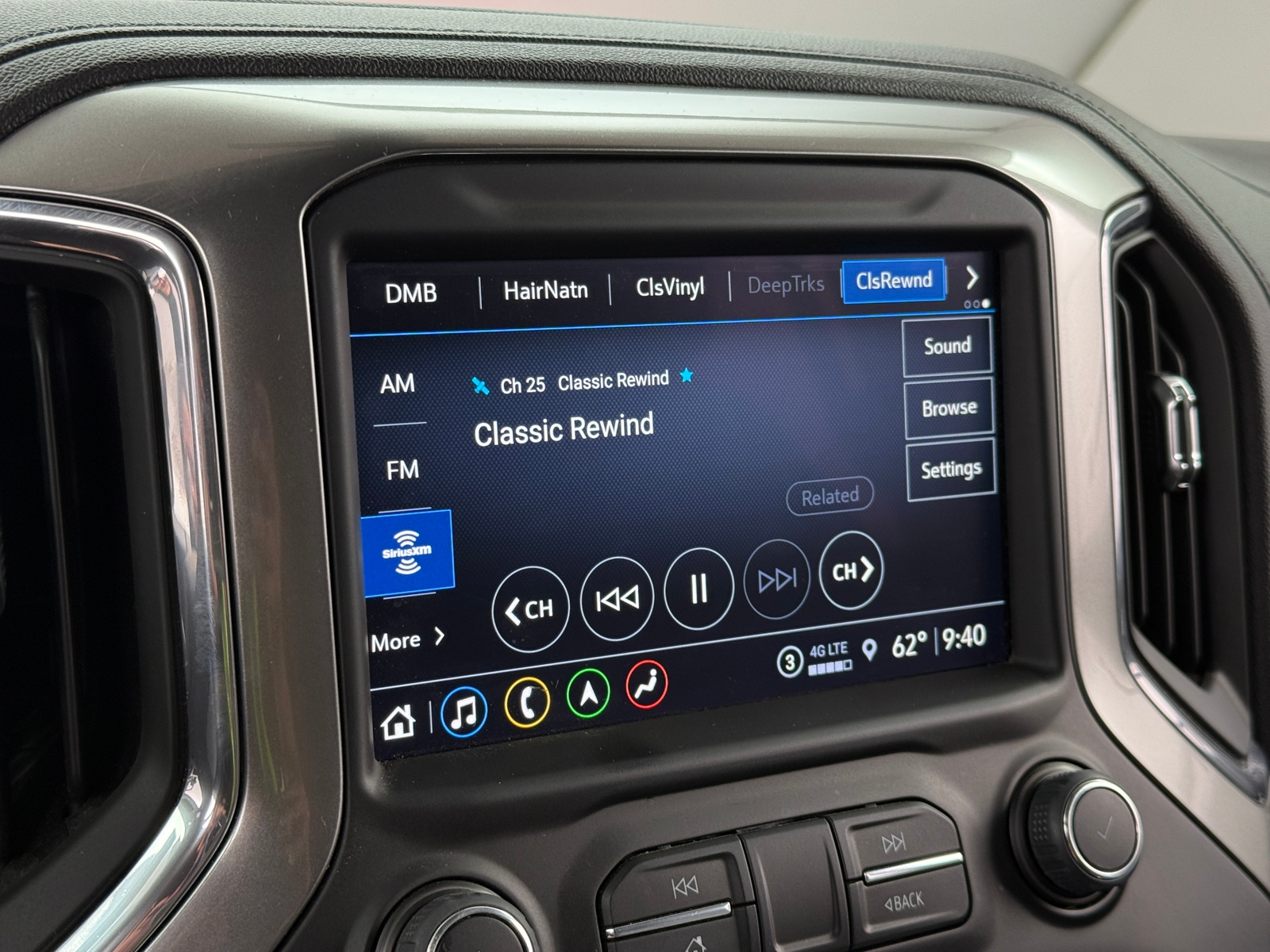 Thumbnail: 2022 Chevrolet Silverado 2500 - 3