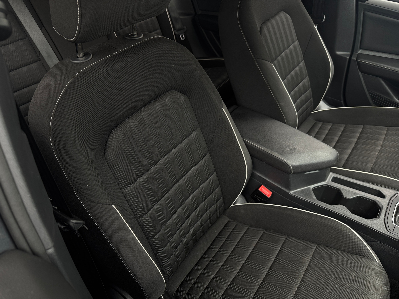 Thumbnail: 2024 Volkswagen Jetta - 2