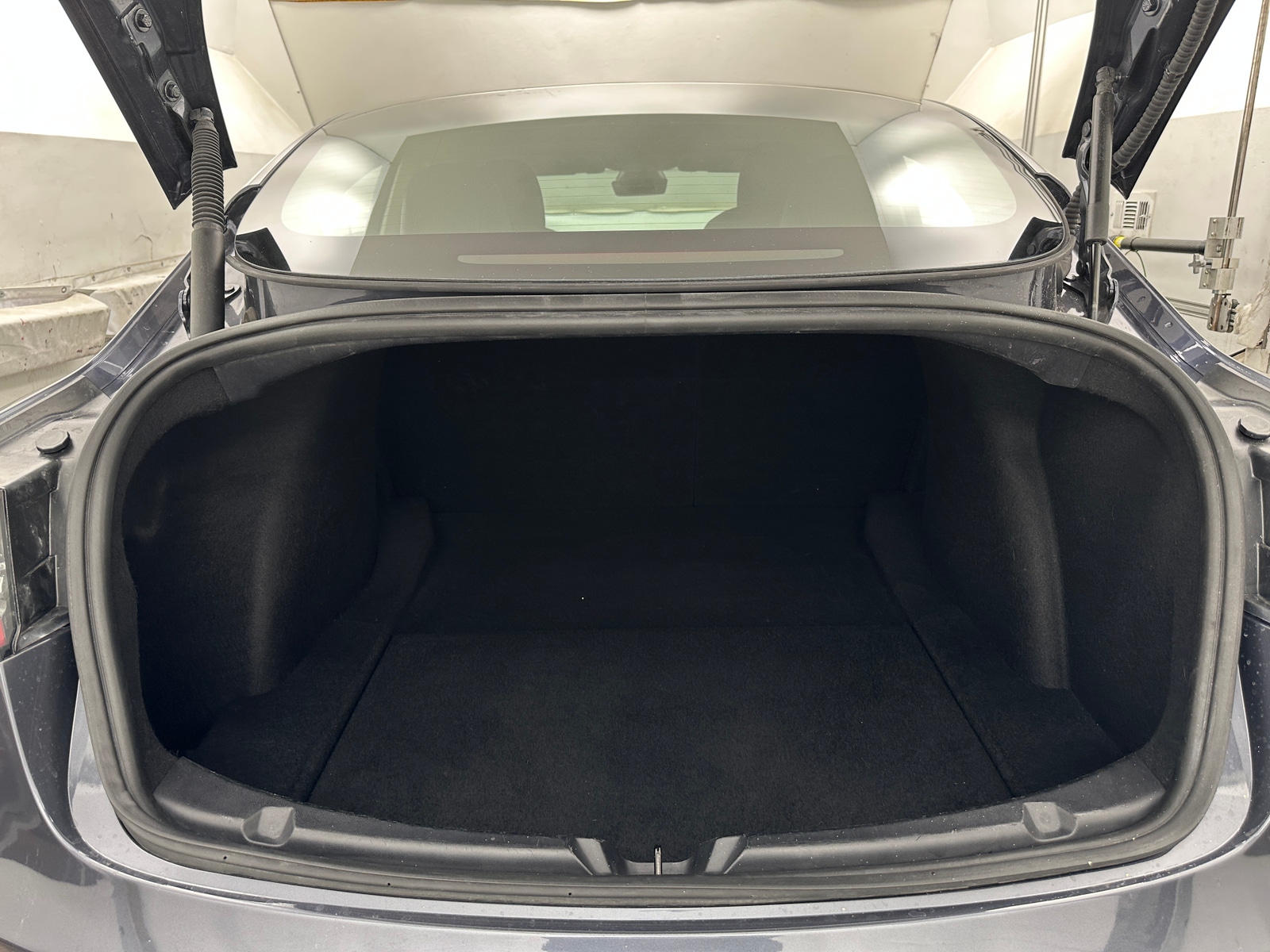 Thumbnail: 2022 Tesla Model 3 - 6