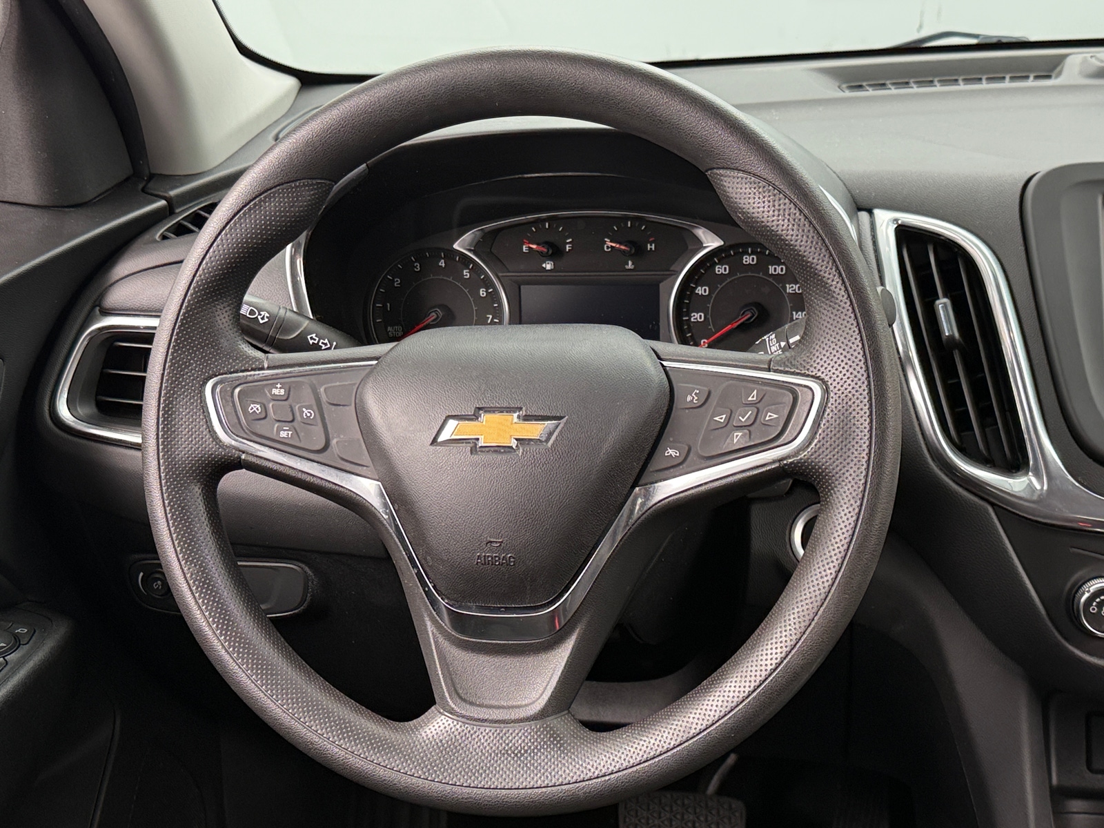 Thumbnail: 2019 Chevrolet Equinox - 5