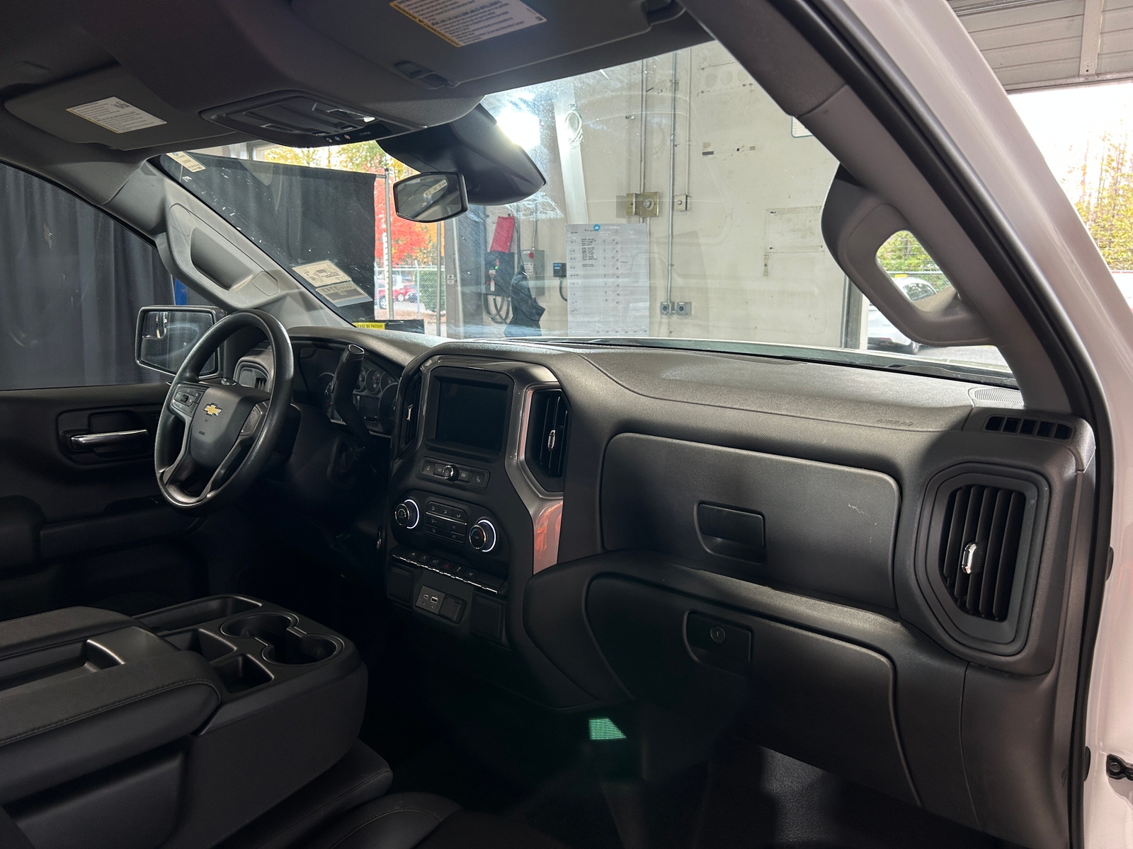 Thumbnail: 2024 Chevrolet Silverado 1500 - 3