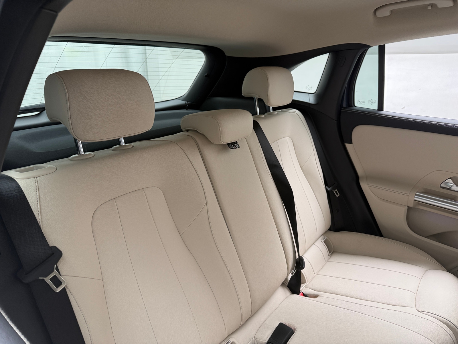 Thumbnail: 2022 Mercedes-Benz GLA - 5