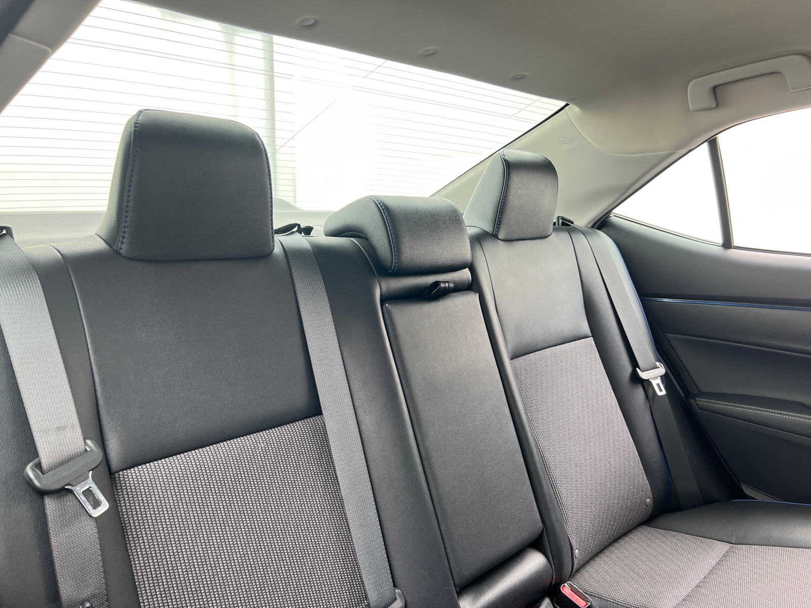 Thumbnail: 2017 Toyota Corolla - 6