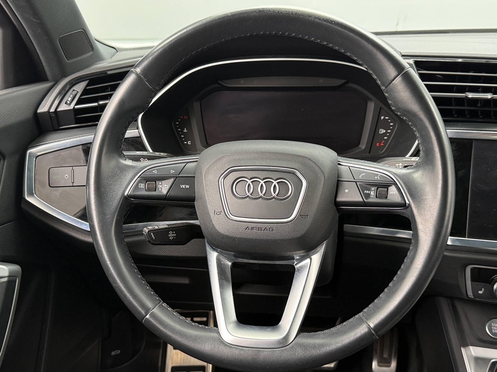 Thumbnail: 2020 Audi Q3 - 4