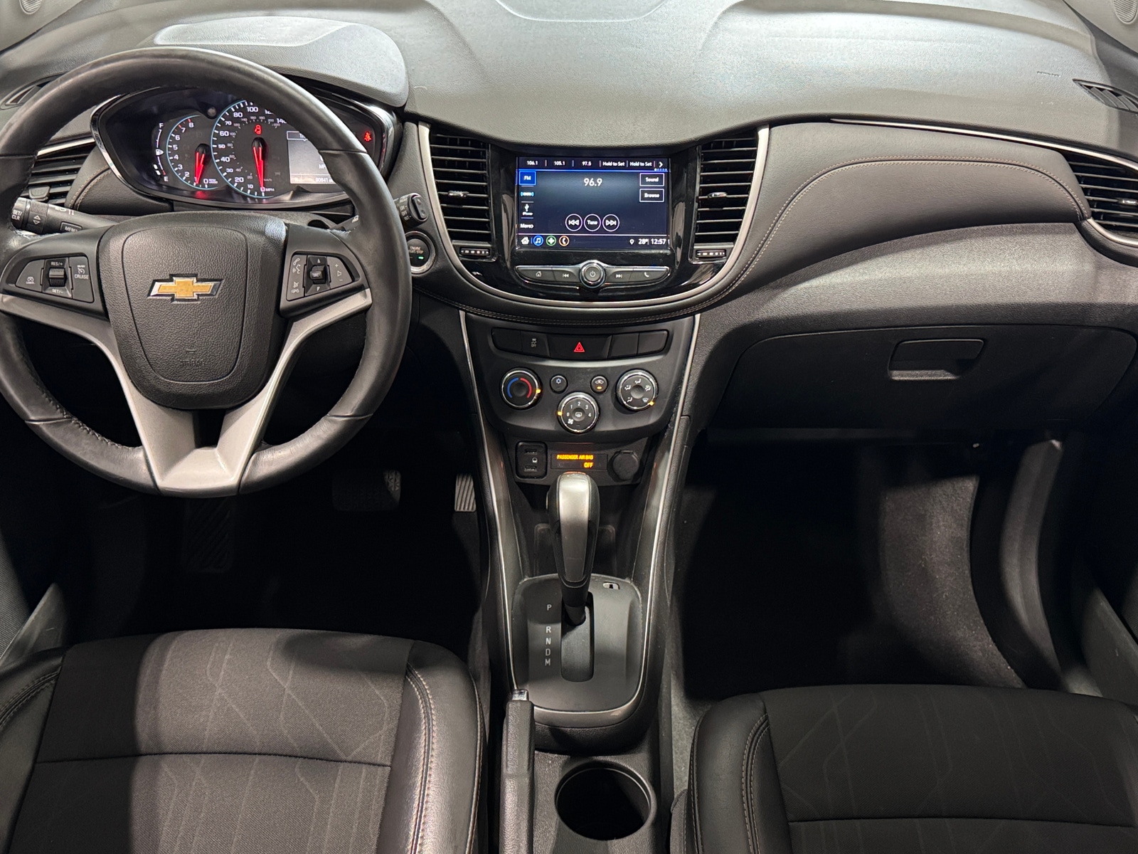 Thumbnail: 2018 Chevrolet Trax - 3