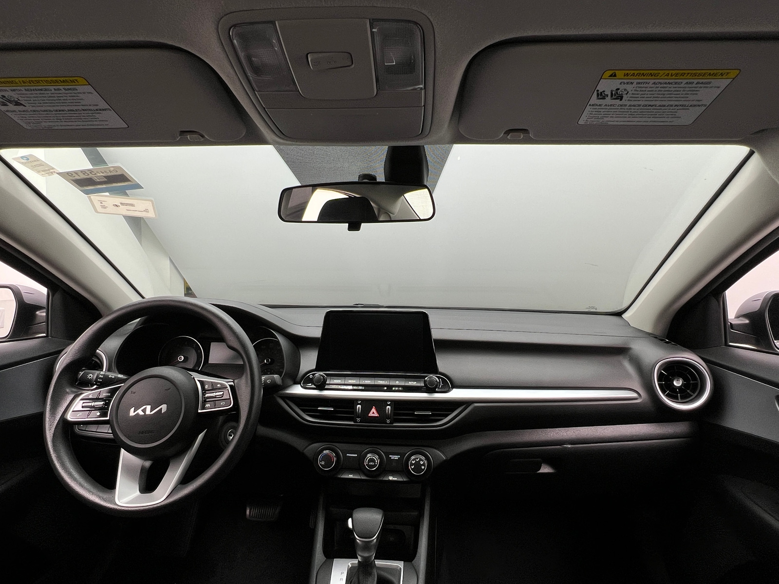 Thumbnail: 2024 Kia Forte - 3