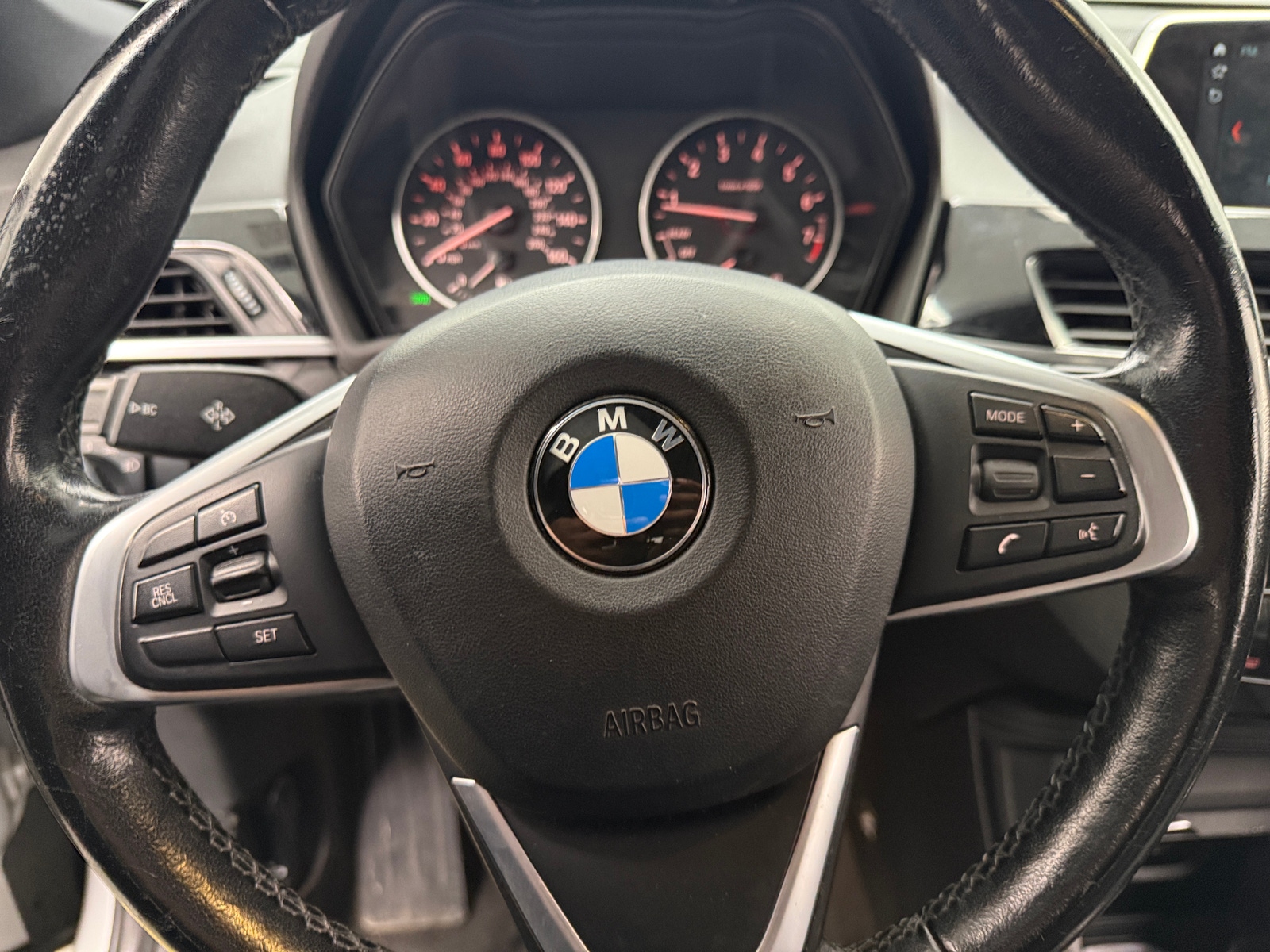 Thumbnail: 2018 BMW X1 - 4