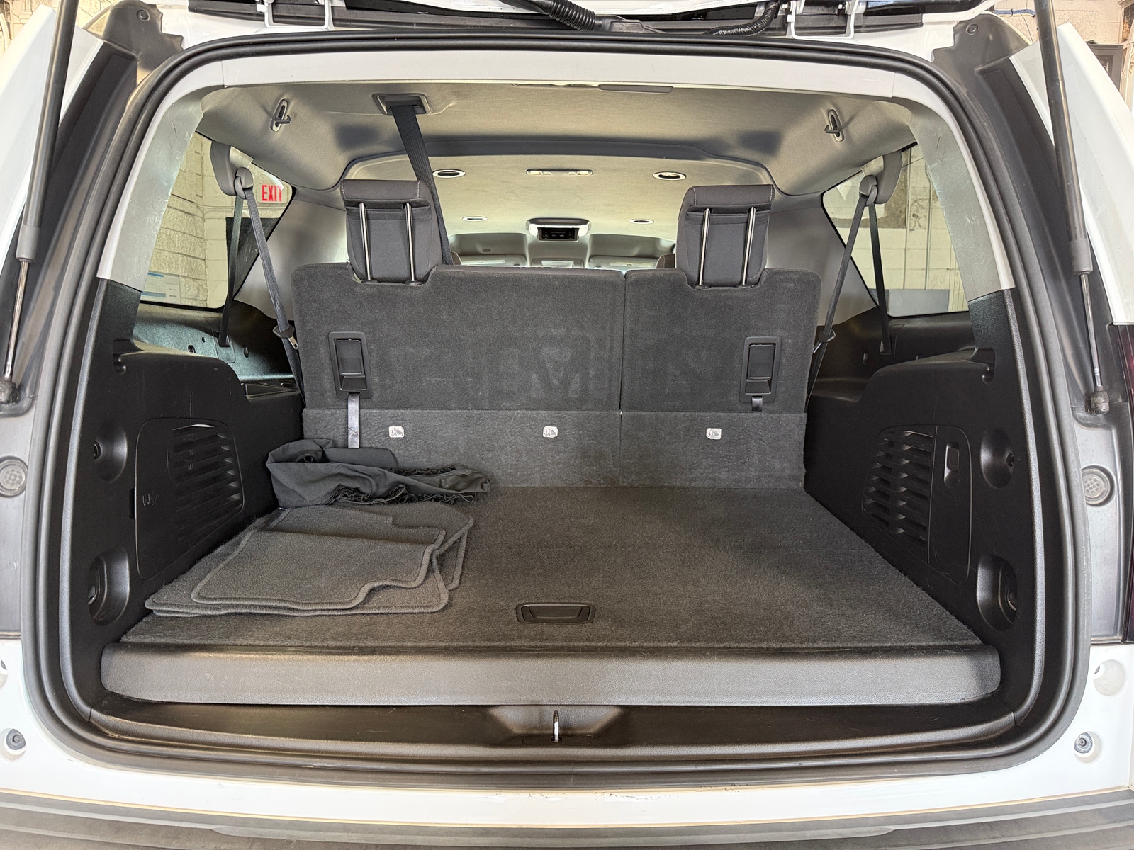 Thumbnail: 2018 Chevrolet Suburban - 7