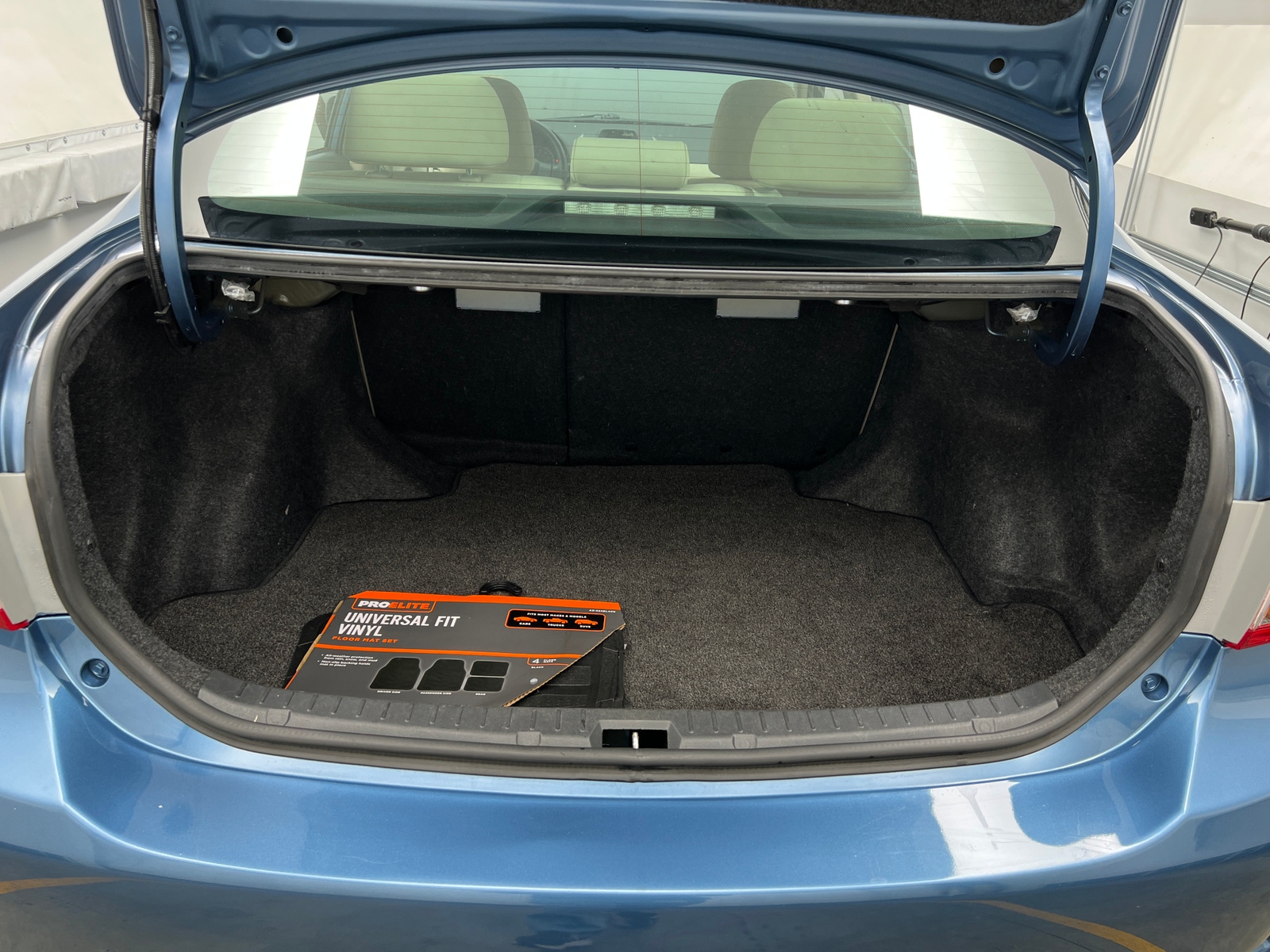 Thumbnail: 2013 Toyota Corolla - 7