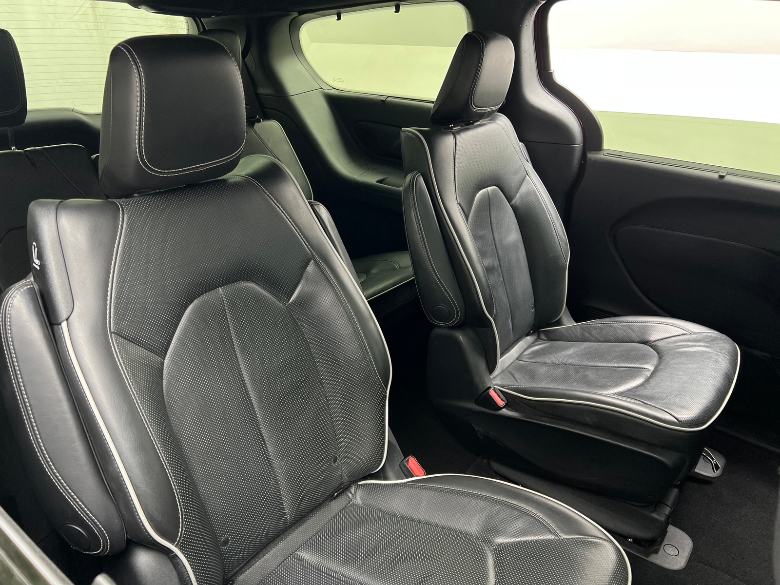 Thumbnail: 2019 Chrysler Pacifica - 5