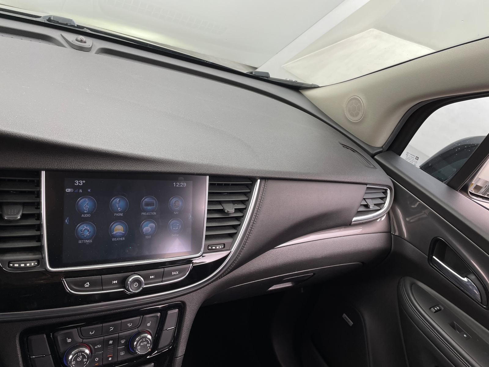 Thumbnail: 2017 Buick Encore - 3