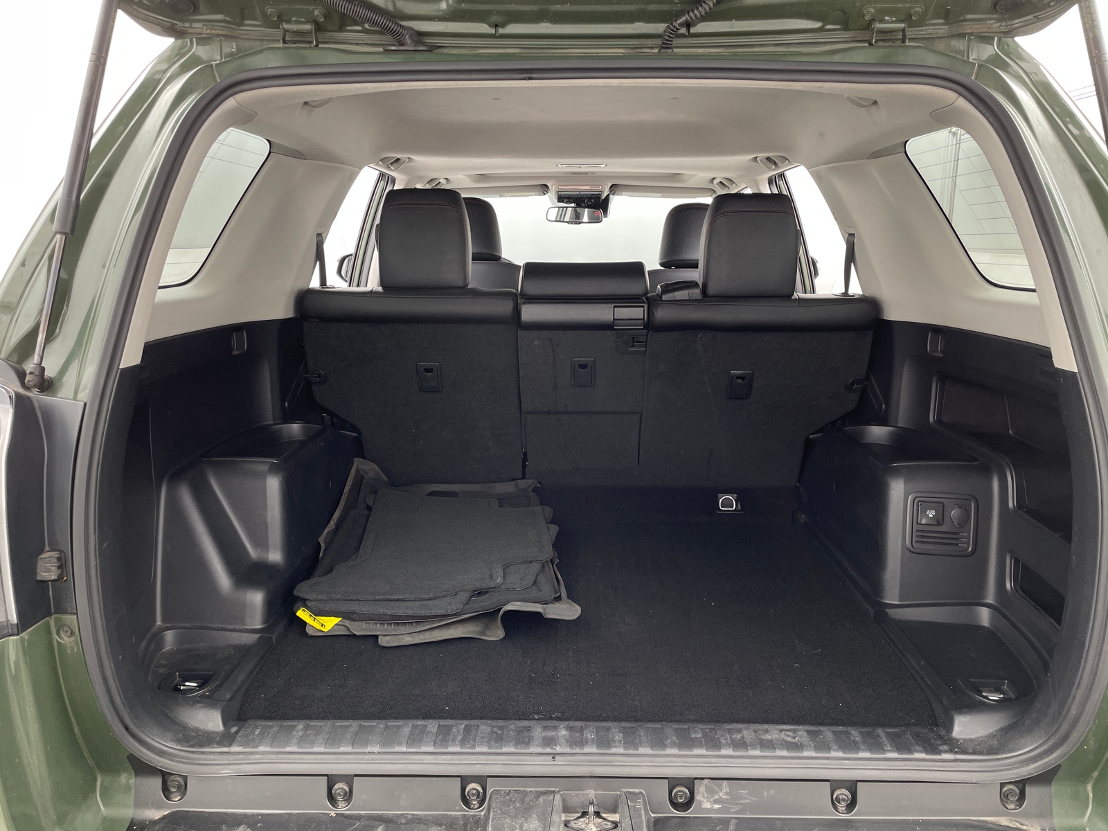 Thumbnail: 2022 Toyota 4Runner - 6