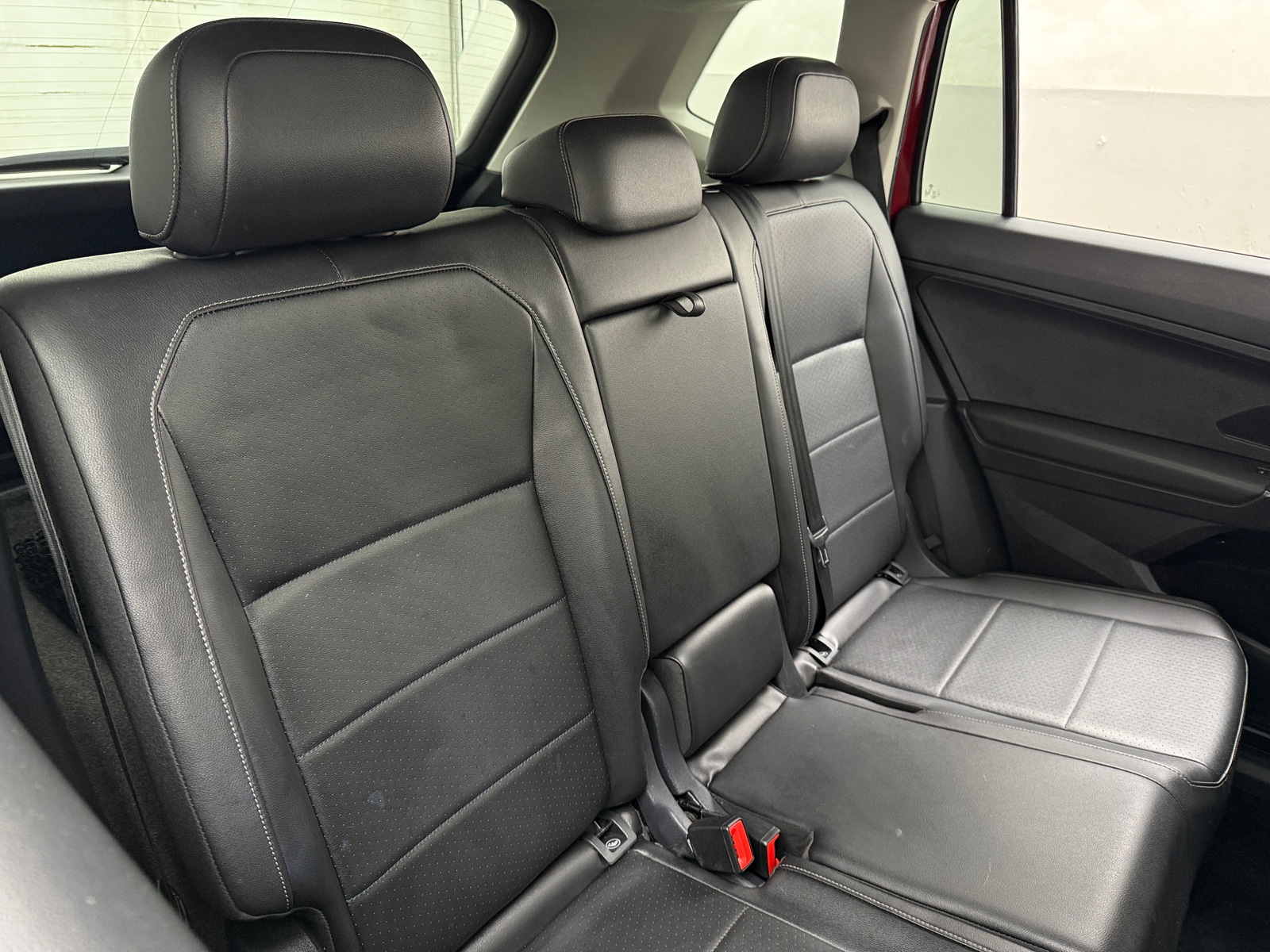 Thumbnail: 2018 Volkswagen Tiguan - 5