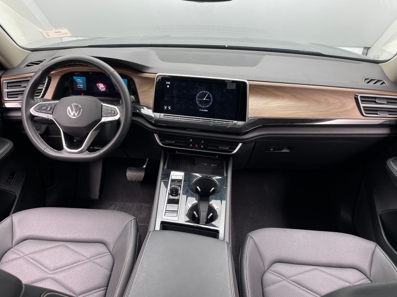 Thumbnail: 2025 Volkswagen Atlas - 2