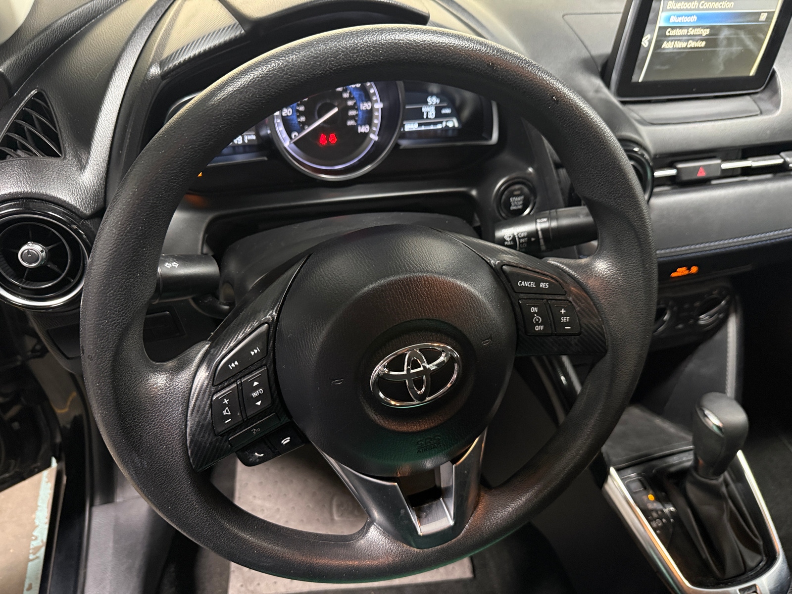 Thumbnail: 2017 Toyota Yaris iA - 5