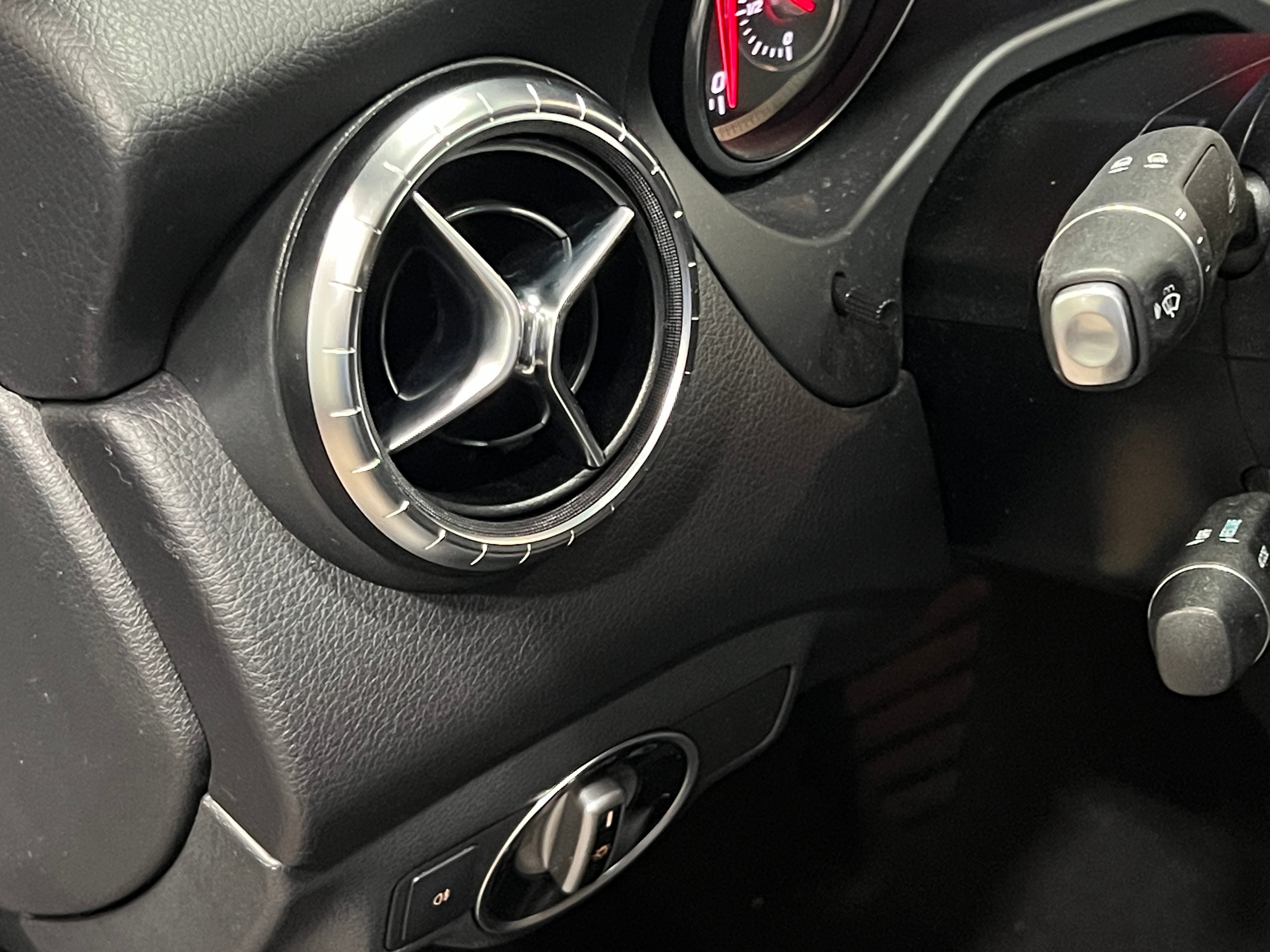 2019 Mercedes-Benz CLA