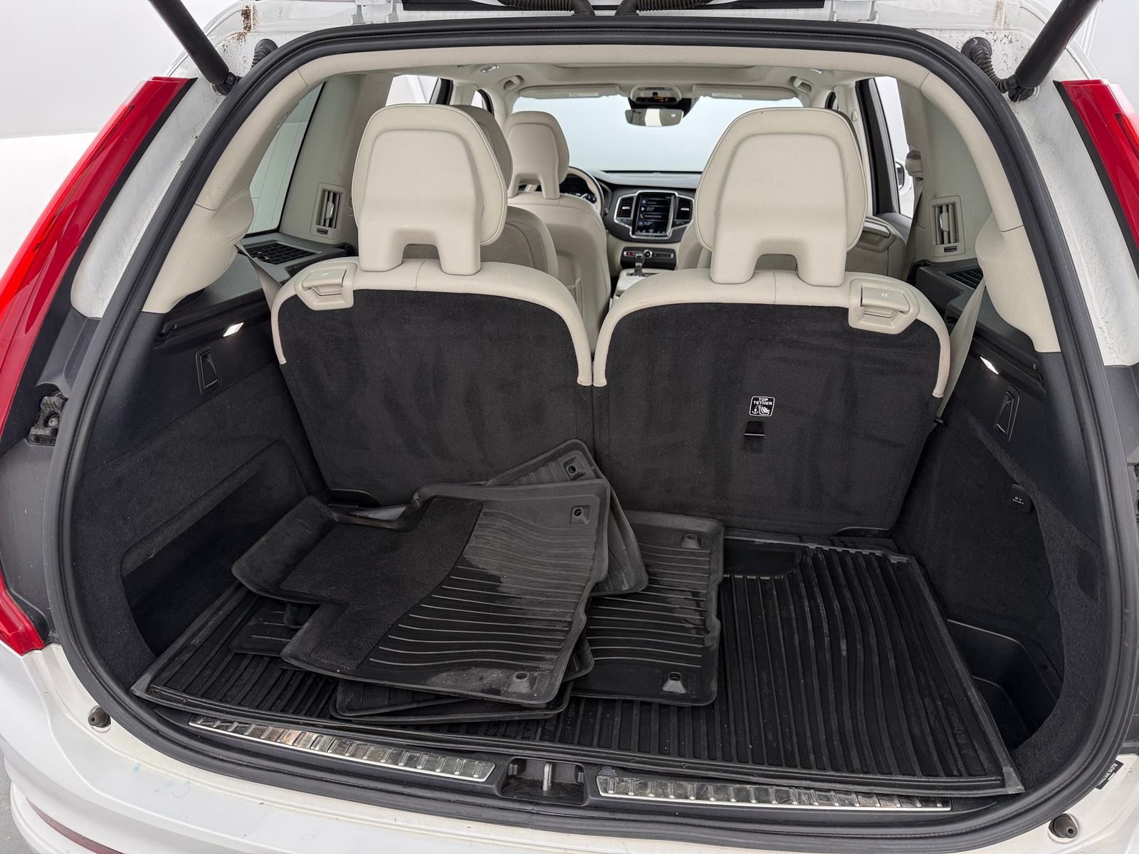 Thumbnail: 2020 Volvo XC90 - 6