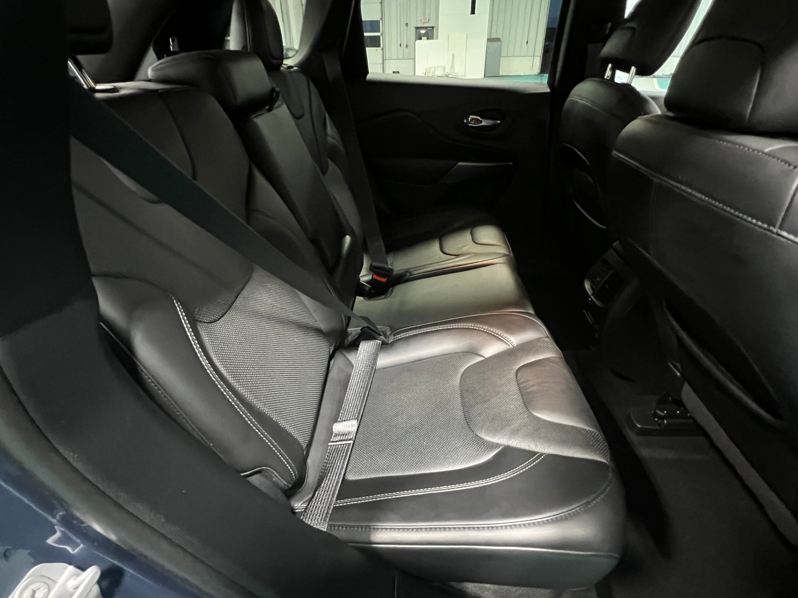 Thumbnail: 2020 Jeep Cherokee - 5