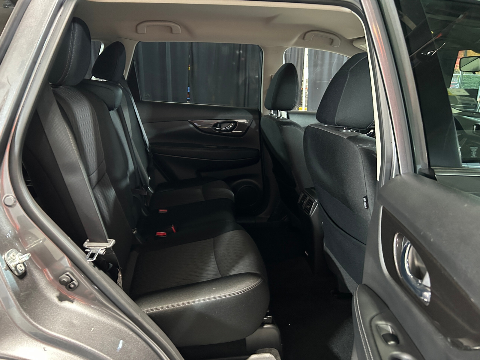 Thumbnail: 2019 Nissan Rogue - 6