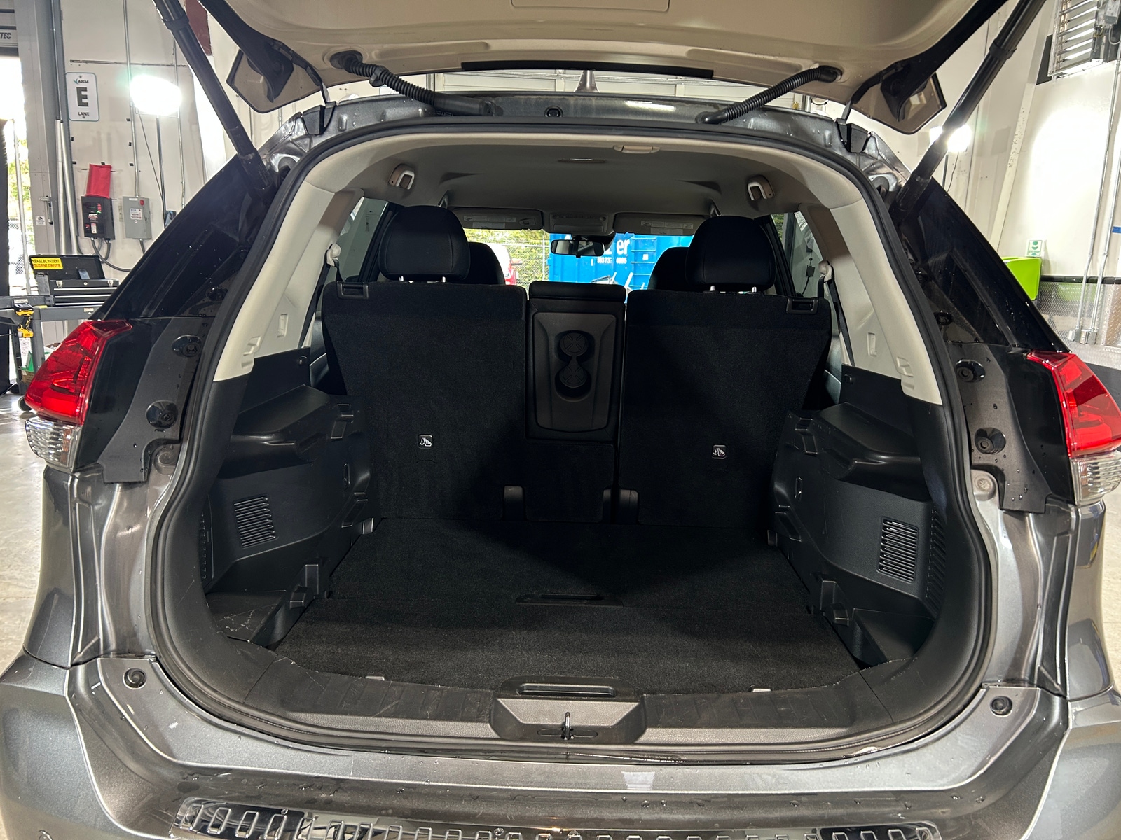 Thumbnail: 2019 Nissan Rogue - 7