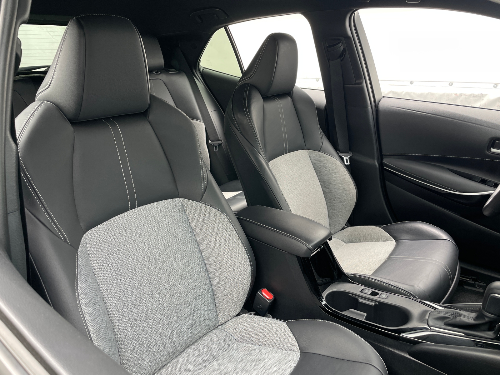 Thumbnail: 2023 Toyota Corolla - 2