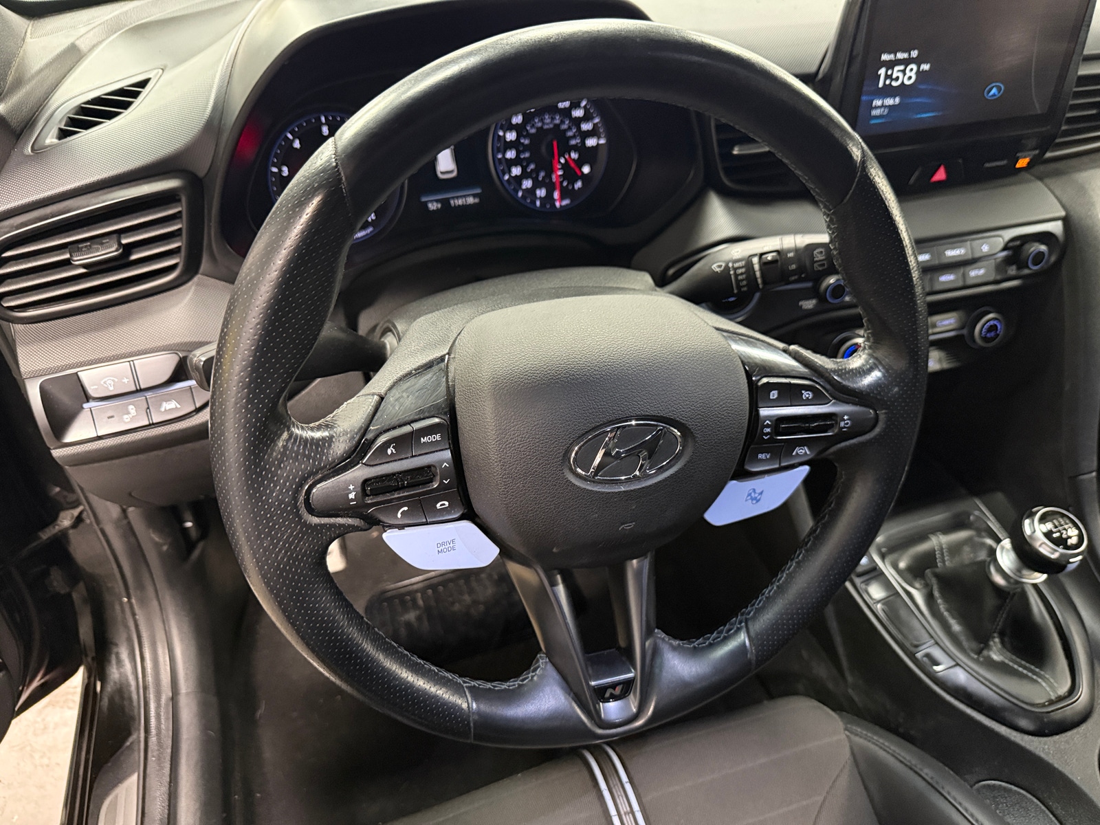 Thumbnail: 2021 Hyundai Veloster - 3