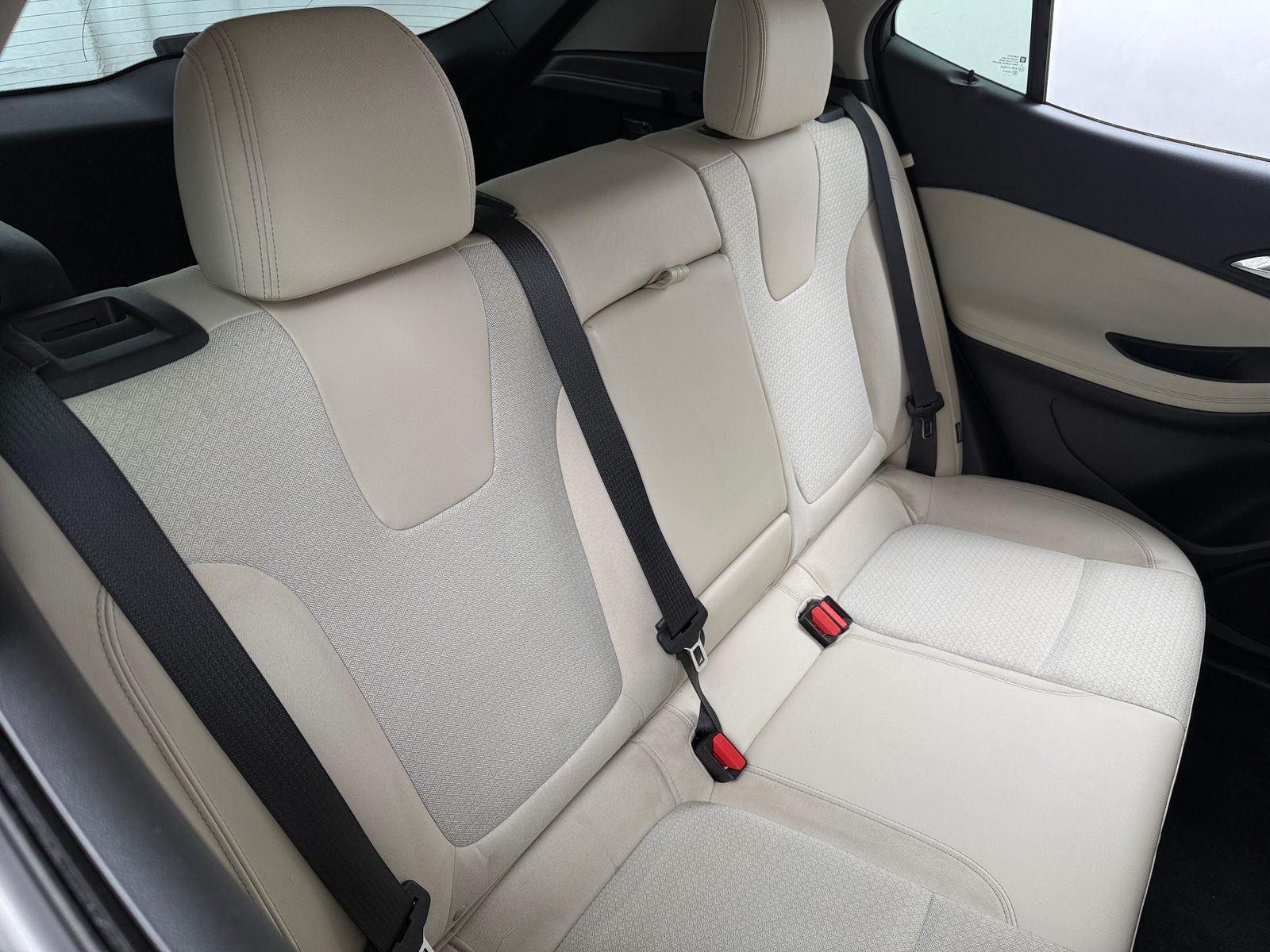 Thumbnail: 2022 Buick Encore GX - 5