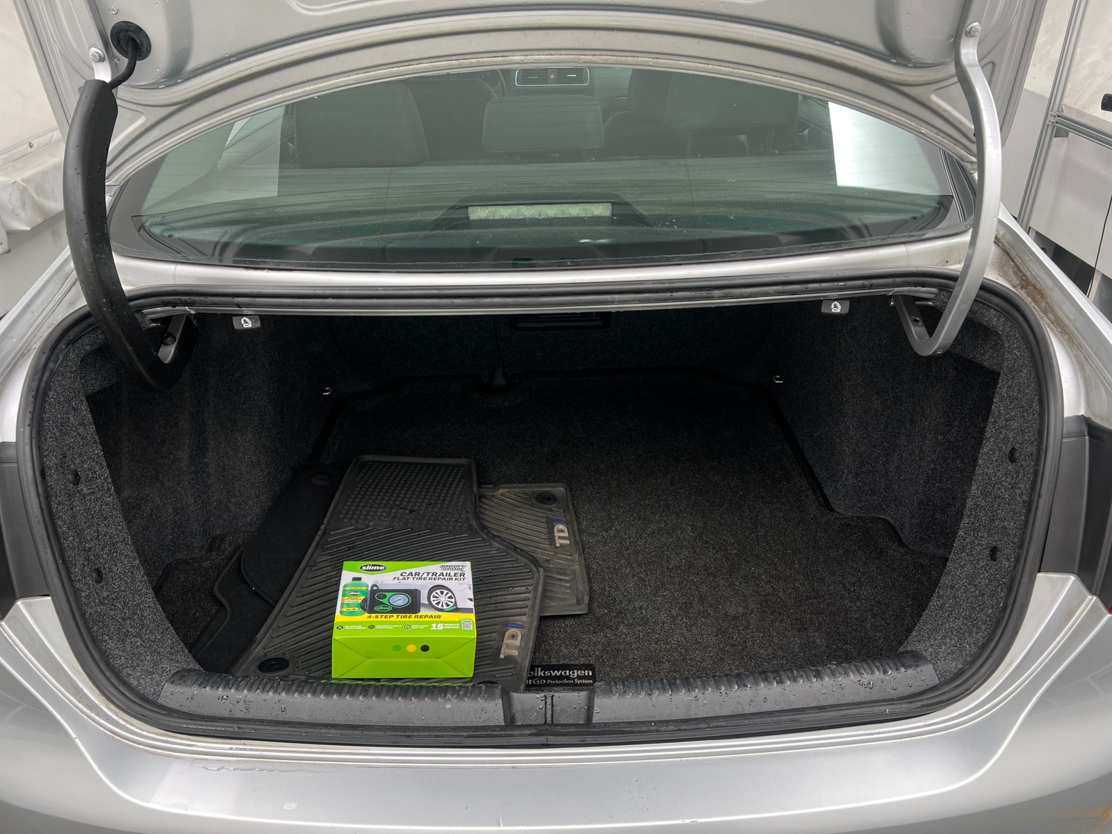 Thumbnail: 2012 Volkswagen Jetta - 7