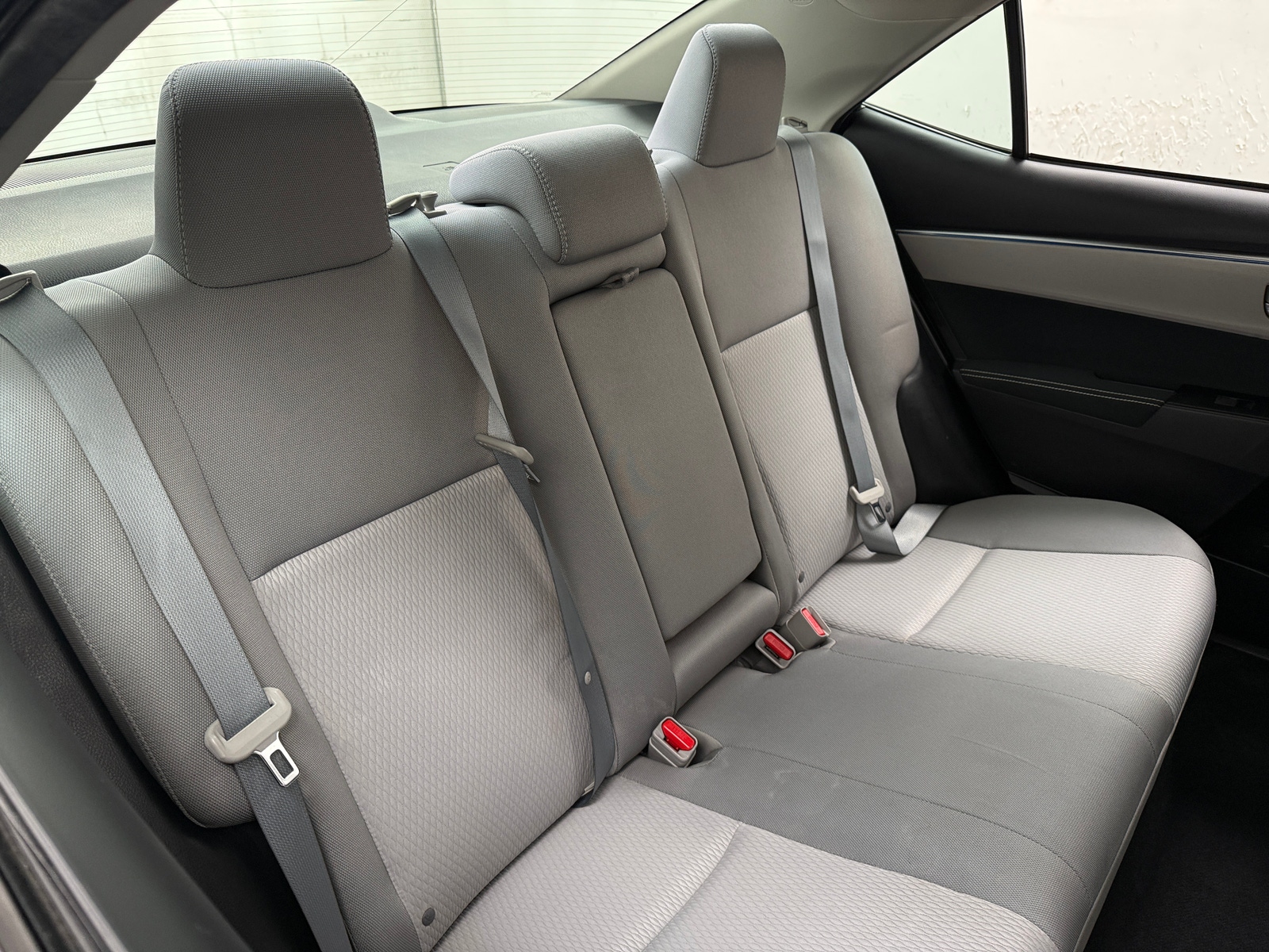 Thumbnail: 2015 Toyota Corolla - 6