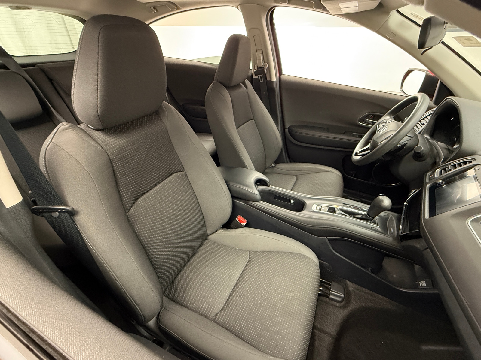 Thumbnail: 2020 Honda HR-V - 2