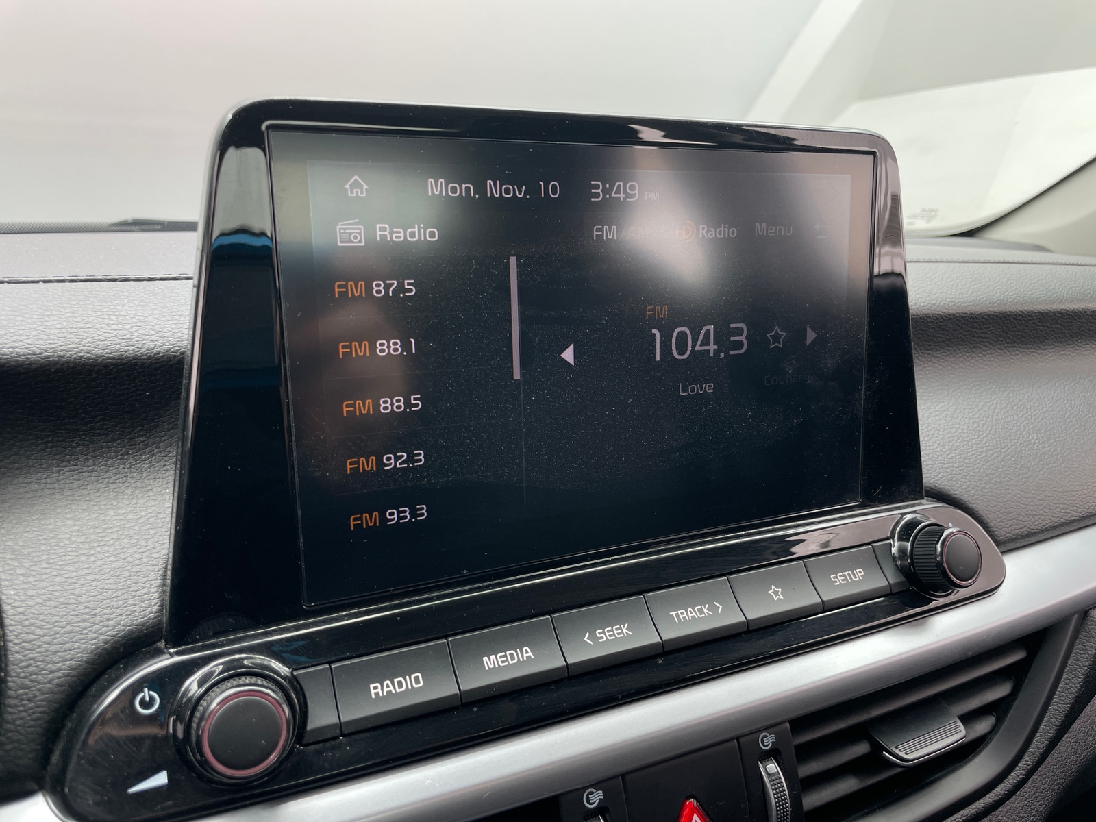 Thumbnail: 2024 Kia Forte - 4