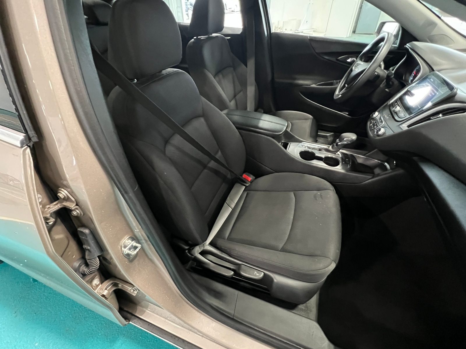 Thumbnail: 2023 Chevrolet Malibu - 2