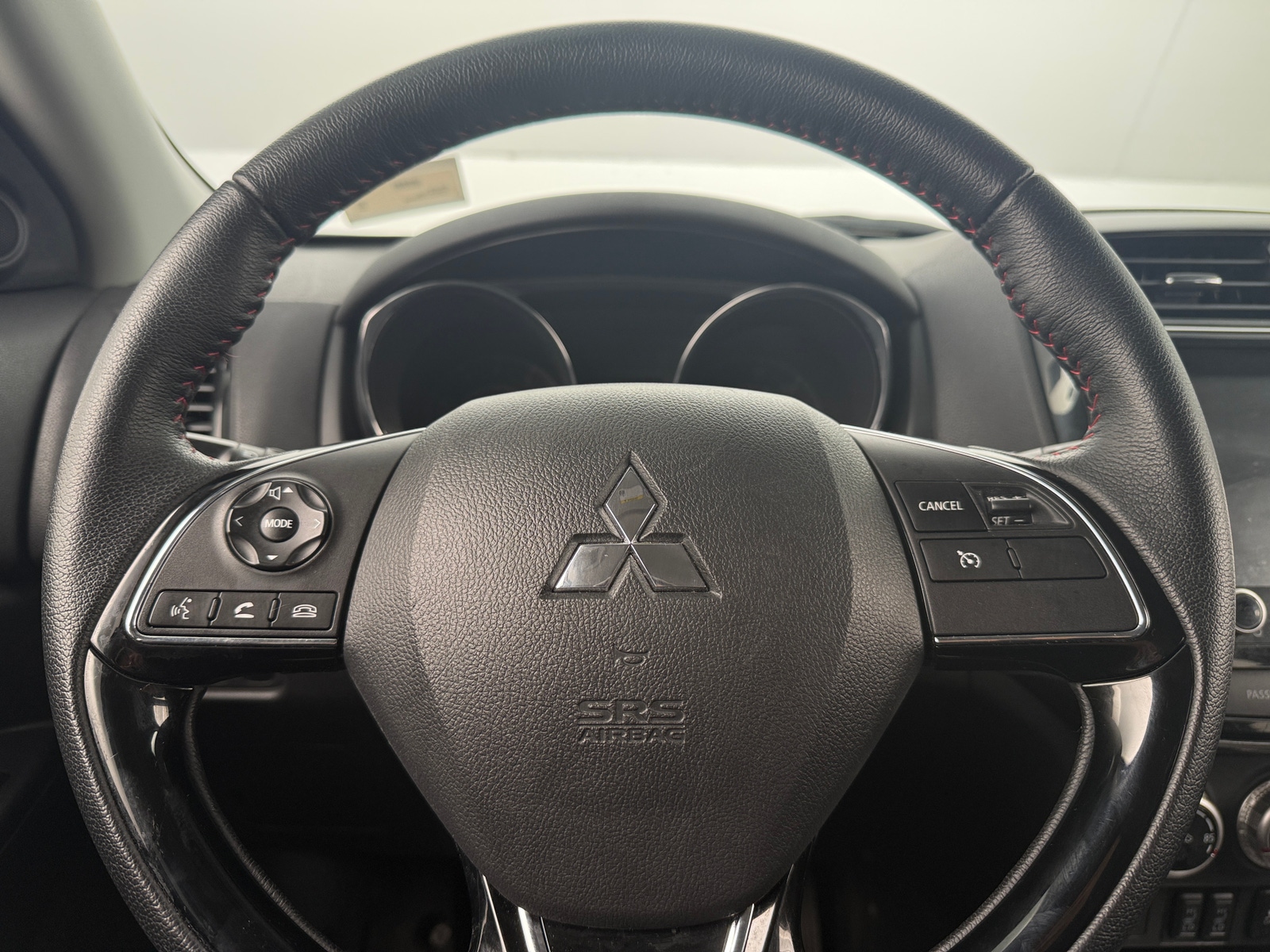 Thumbnail: 2024 Mitsubishi Outlander Sport - 5